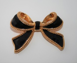 KJL for Avon Camelot Collection Black Enamel Bow Necklace Enhancer Penda... - £22.30 GBP