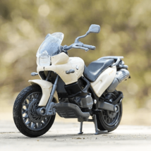 BMW F650ST White Motorcycle Model, Motormax Scale 1:18 - $38.99