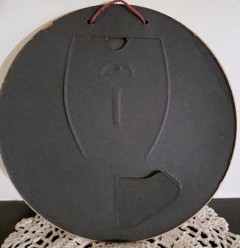 Vintage ~ Madonna & Child ~ Coated ~ Wall Hanging Plaque ~ 9" Diameter Item image 3
