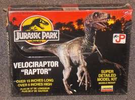 Vintage 1993 Jurassic Park Velociraptor &quot;Raptor&quot; Model Kit New In The Box - $59.99