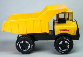 1985 Tonka Yellow Tiny Mighty Dump Truck 390 Construction Vehicle Die Cast  - $10.00