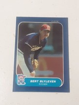 Bert Blyleven Minnesota Twins 1986 Fleer Mini Card #82 - £0.76 GBP