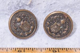 Vintage Menge Von 2 Crest Shield Knöpfe Metall Mv - £22.20 GBP
