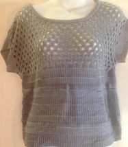 Its Our Time Womens Medium Gray Silver Sweater Vest Loose Weave - £7.08 GBP
