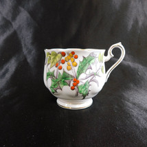 Royal Albert Teacup in Holly # 22808 - £3.91 GBP