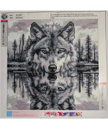 Wolf Reflection on Lake Diamond Art Completed and Sealed 13.7in x 13.7in - $897.56 MXN