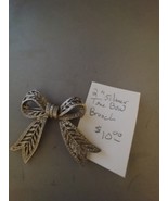 2&quot; Silver Tone Decorative Tone Bow Brooch - $13.77 CAD