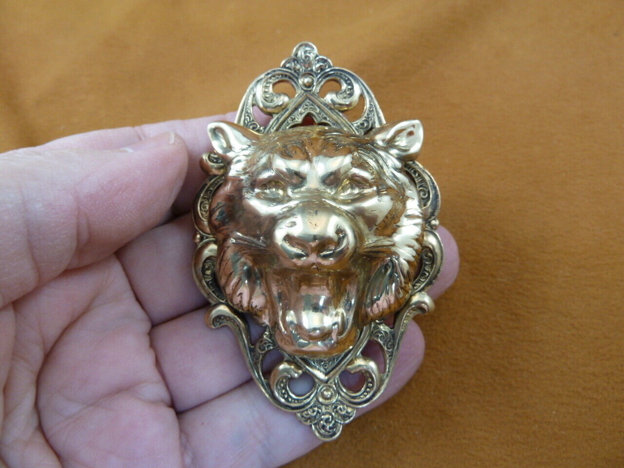 (B-PAN-2) fierce Panther cat roaring love Panthers wild cat head pin pen... - $21.49