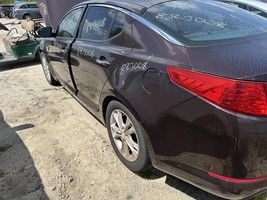 Driver Tail Light EX Quarter Panel Mounted Fits 11-13 OPTIMA 104901668 - $77.63