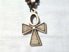 WHITE COLOR EGYPTIAN ANKH SHAPED RESIN PENDANT 34&quot; ADJUSTABLE CORD NECKLACE - €5,98 EUR