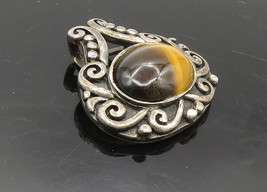 CFJ 925 Sterling Silver - Vintage Cabochon Cut Tiger&#39;s Eye Swirl Pendant- PT7868 - £40.91 GBP