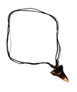 Adjustable Faux Fossil Shark Tooth Necklace – 2&quot; Wood Bead Megalodon Pen... - $20.45 CAD