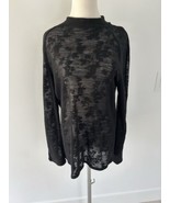 Women’s Black Floral Sheer Tunic Top - $414.68 MXN