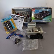 AMT 1967 Mustang GT FASTBACK Model Car Kit 1:25 Scale Pre-owned Unfinished  - $27.15 CAD
