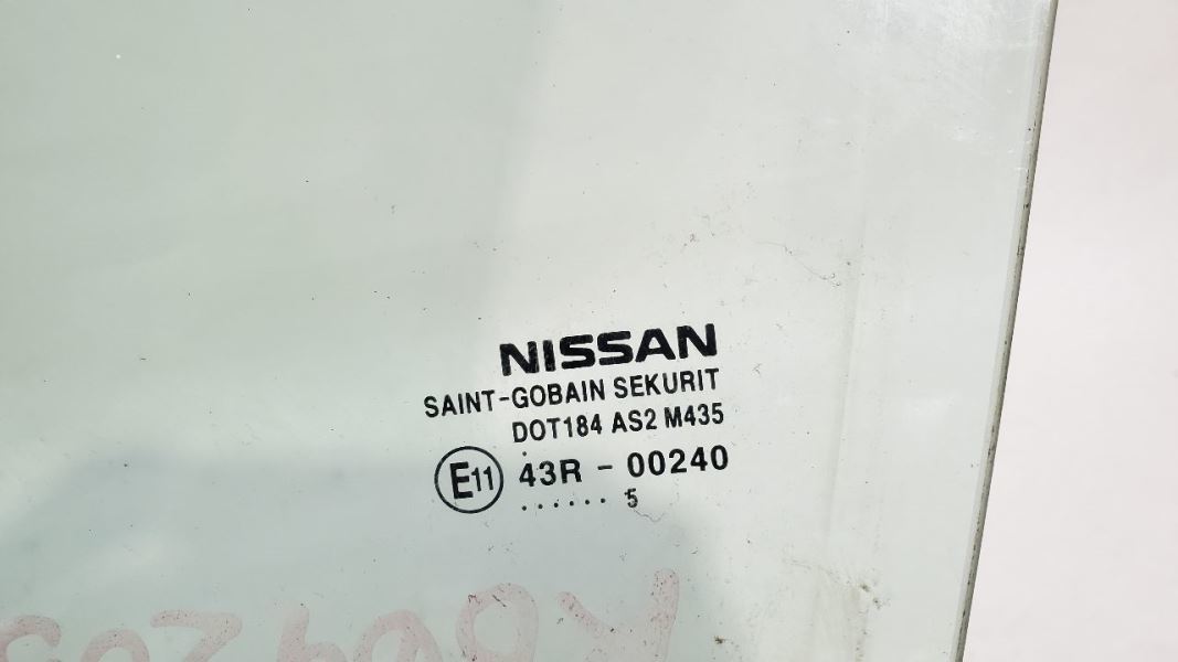 Front Left Door Glass OEM 2015 2016 2017 2018 2019 2020 Nissan Rogue  Item image 2