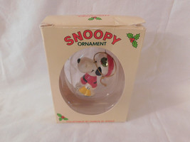 Snoopy Collectible Ornament Peanuts Santa Snoopy Union Wadding Co - £10.38 GBP