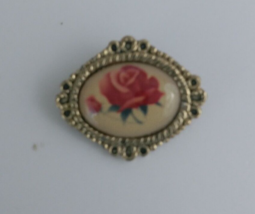 Blooming Rose With Gold Tone Frame Lapel Hat Pin - £4.71 GBP