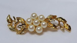 Richelieu Gold Pearl Brooch Gold Plated Leaves Faux Pearl Center Accent - £15.94 GBP