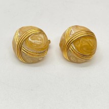 Vintage Monet Clip On Button Earrings Cream Swirl Enamel Gold Tone - £10.27 GBP