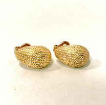 Trifari Vintage 1990’s Signed Gold Tone Textured Rope Teardrop Clip On Earrings - £13.59 GBP