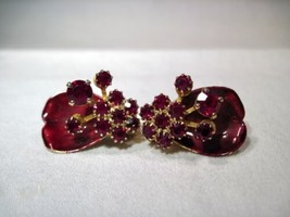 Vintage Weiss Painted Metal Red Rhinestone Clip Earrings K303 - $54.45