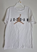 Air Jordan Short Sleeve Tshirt Youth Boys Size M - $11.88