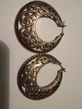 Vintage Gold Tone Earrings Circle Metal Ornate  - $13.96