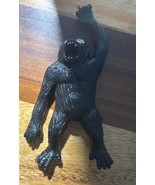 VTG black rubber gorilla jiggler King Kong ape Hong Kong 5&quot; - €25,41 EUR