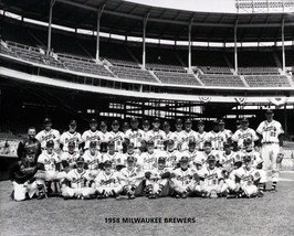 1958 MILWAUKEE BRAVES 8X10 TEAM PHOTO BASEBALL PICTURE MLB - $4.94