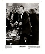 *A VIEW TO A KILL (1985) 007 Roger Moore Pursues Murderer of French Dete... - $61.51 CAD