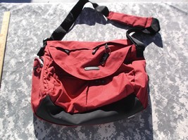 Columbia Red Messenger Style Diaper Shoulder Bag w/ Adjustable Strap 140029 - $27.01