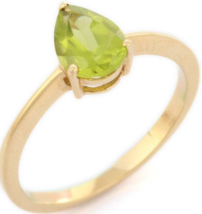Pear Cut Peridot Solitaire Ring in 14K Yellow Gold - £222.90 GBP