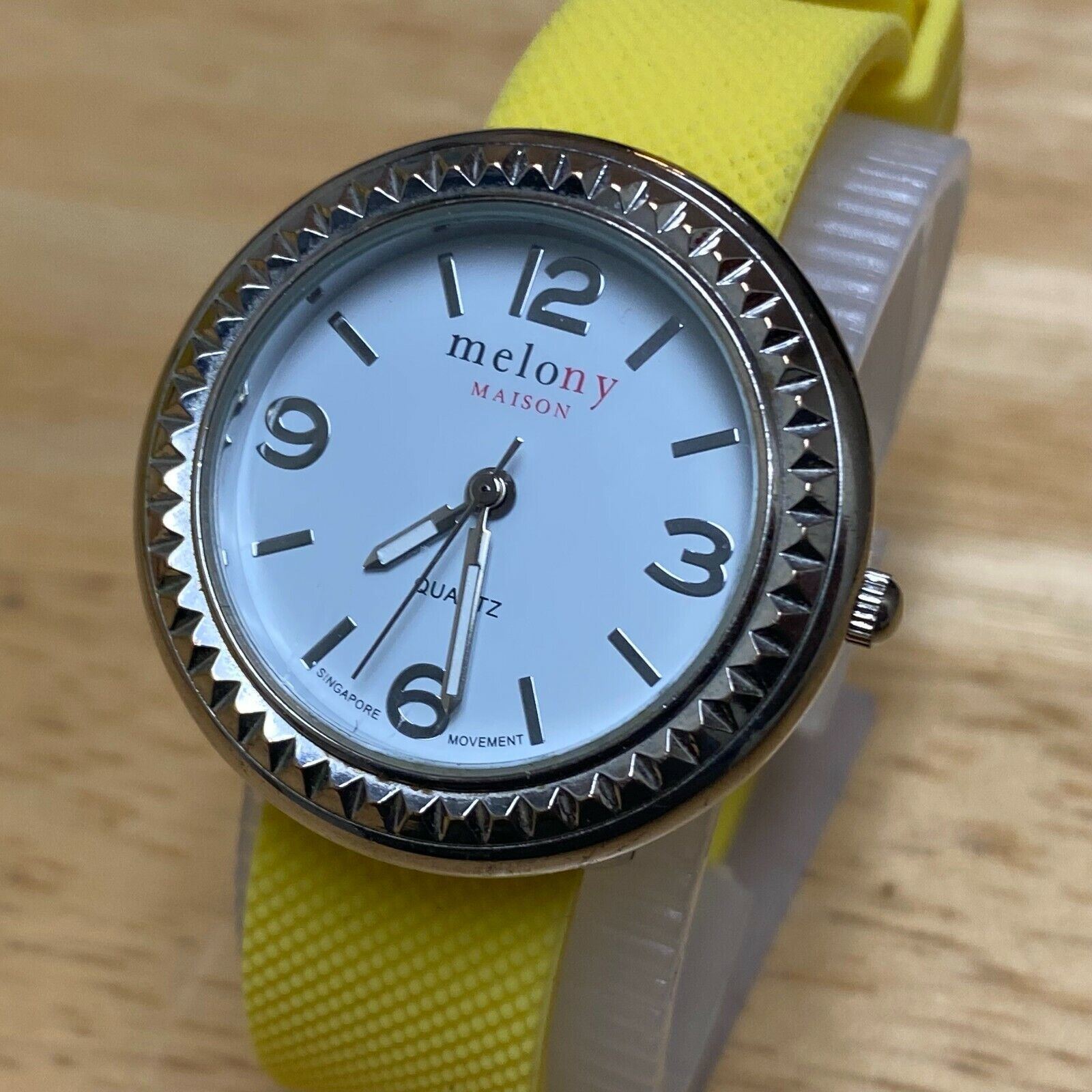 Melony Lady Silver White Yellow Band Singapore Movt Analog Quartz Watch~... - $9.50