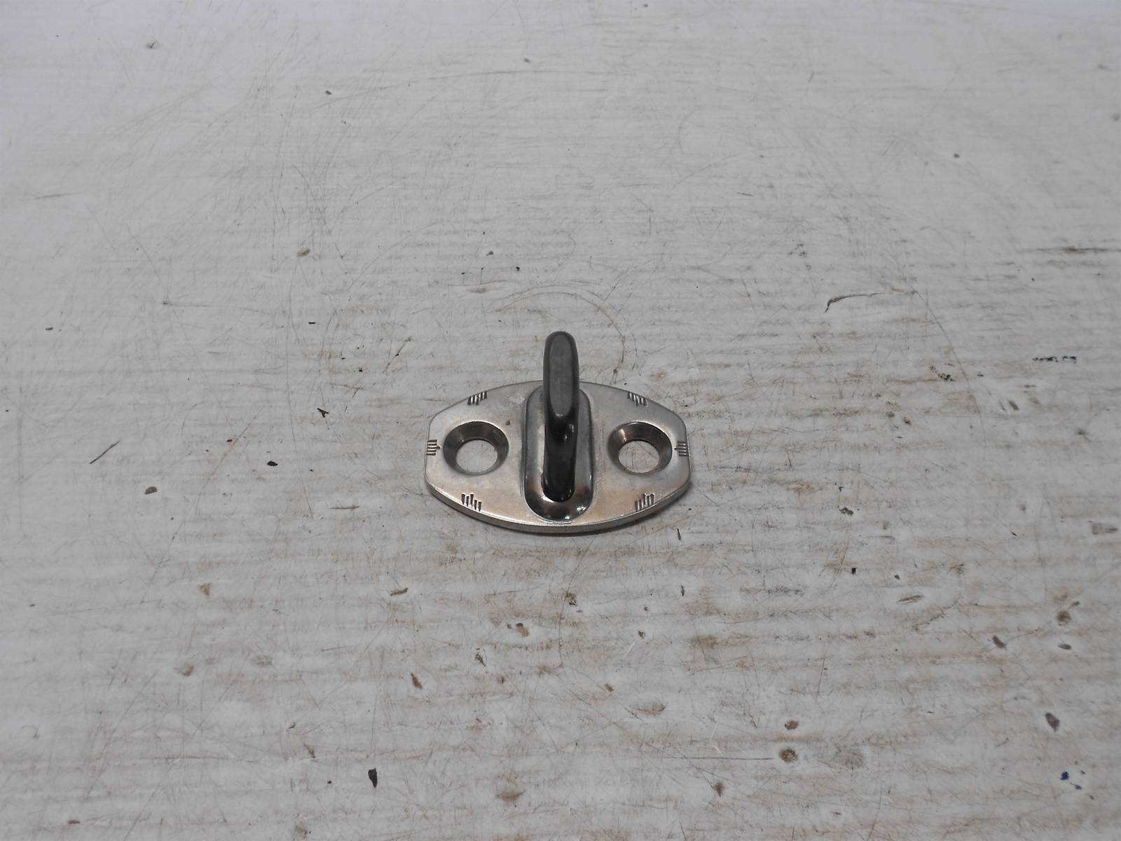 01-05 VW Passat Left Front door striker latch catch OEM - $16.99