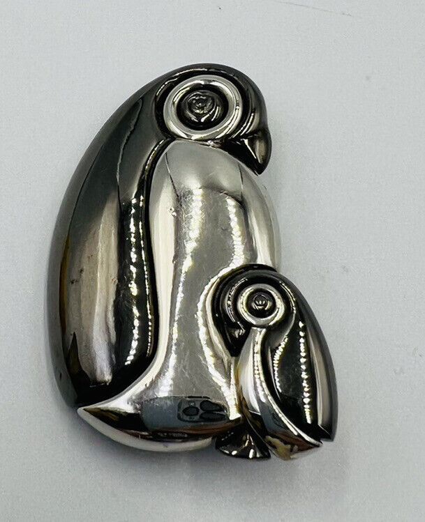 LIZ CLAIBORNE Stylized Penguin Mother & Chick Baby Pin Brooch Vintage - $14.99