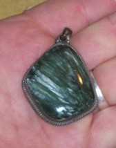 Bob Hicks Old Stock Silver Plume Seraphinite Clinochlore Chlorite Stone Pendant - £131.65 GBP