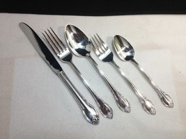 1847 Rogers Bros REMEMBRANCE  5 PC Place Setting Silver Plate Flatware VFC! - £13.10 GBP