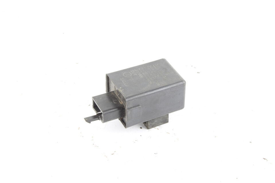 1992 Yamaha Xj600s Turn Signal Blinker Relay Flasher Switch r0473 - $31.63