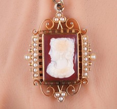 Antique 14k Gold Hardstone cameo pendant with pearls - £530.44 GBP