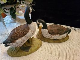 VINTAGE ATLANTIC MOLD HAND PAINTED DUCK FIGURINES (PAIR) image 2