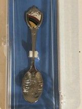 Niagara Falls New York Collectible Souvenir Spoon J1 - £5.44 GBP