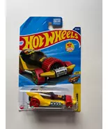 NEW Hot Wheels Fast Foodie Hot Wheelings Hot Sauce Car - $9.95