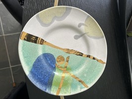 Anthropologie Abstract Gold Art Dinner Plate - 8.5&quot; - $461.34 MXN