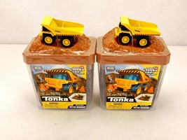 Case Lot of 2 ~ Tonka Metal Movers Dig &amp; Dirt, Dumptruck Play Set w/No Mess Dirt - £17.19 GBP