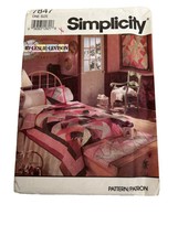 Simplicity #7847 patchwork quilt/wall hanging/dresser scarf/pillow cover uncut - £4.74 GBP