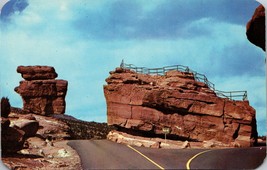 Balanced and Steamboat Rocks in the Garden of the Gods CO Postcard PC56 - £3.92 GBP