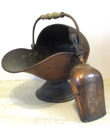 Large Antique Victorian Helmet Coal Scuttle and Scoop English Copper - €430,39 EUR