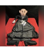Vintage BUTLER FORMAL TUXEDO VACUUM COVER HOME DÉCOR SOFT PLUSH 56” - $1,674.75 MXN