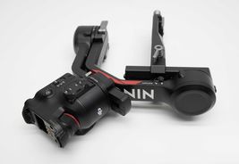 DJI RS 4 3-Axis Gimbal Stabilizer for Cameras (CP.RN.00000343.04) image 2