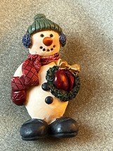 Resin Plastic Snowman Holding Christmas Wreath Holiday Pin Brooch – 2 an... - $9.49